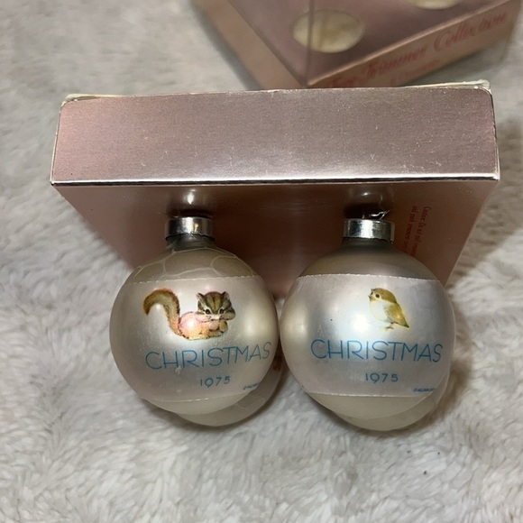 4 Vintage 1975 Hallmark ornaments Little Miracles by Ruth Morehead - Picture 4 of 11